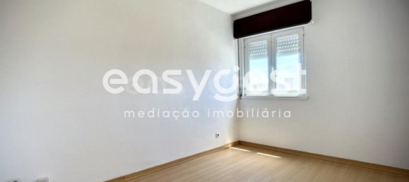 3 bedrooms Apartment in Lisbon, Portugal No. 81758 14