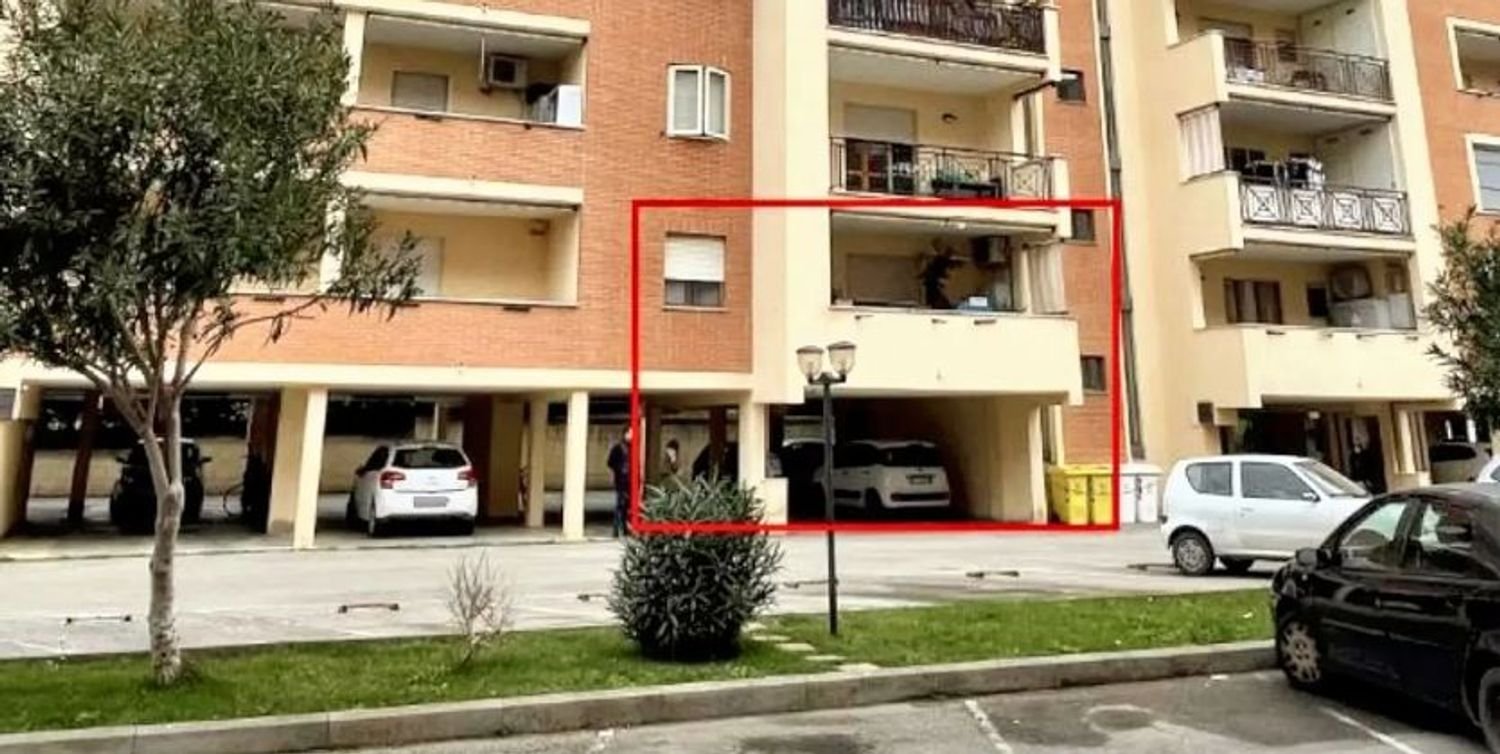 Квартира с 3 комнатами в Чивитавеккья, Италия № 189910