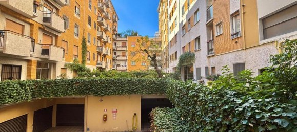 1 bedroom Apartment in Milan, Italy No. 344803 9