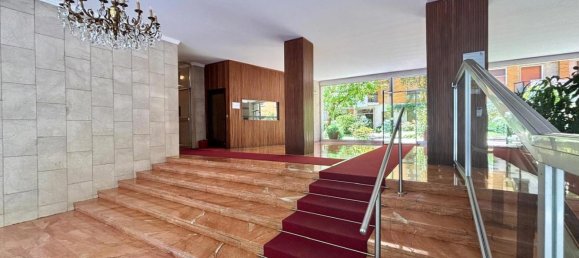 1 bedroom Apartment in Milan, Italy No. 344803 2