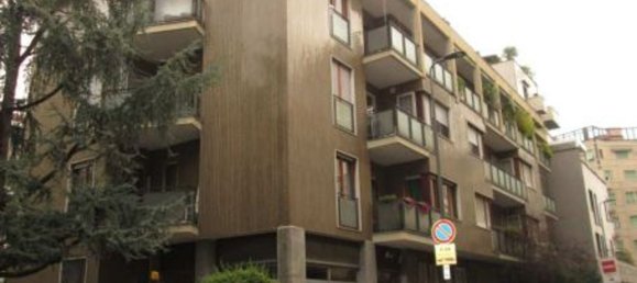 2 bedrooms Apartment in Milan, Italy No. 360665 21