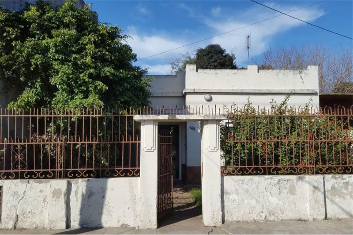 2 bedrooms House in Quilmes, Argentina No. 62613