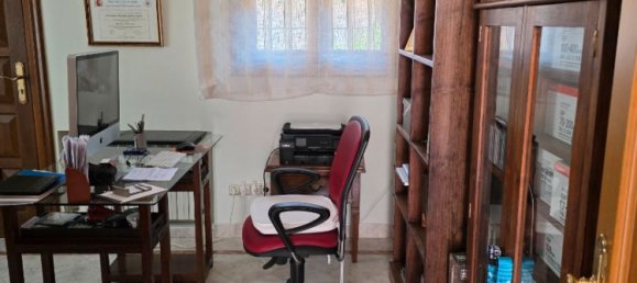 4 bedrooms House in Los Barrios, Spain No. 184026 32