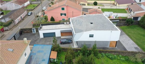 4 غرف نوم منزل في Ponta Delgada, Portugal رقم 27294 33