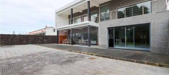 4 غرف نوم منزل في Ponta Delgada, Portugal رقم 27294 37