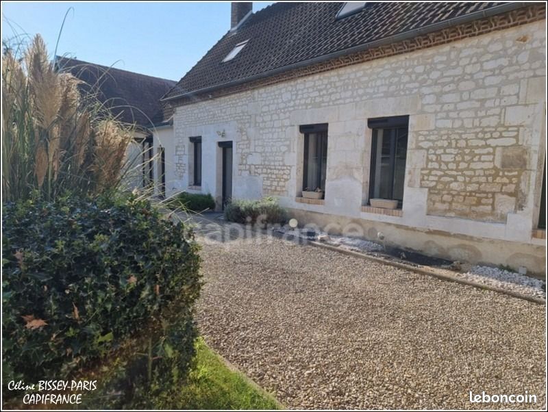 3 bedrooms House in Estissac, France No. 242766