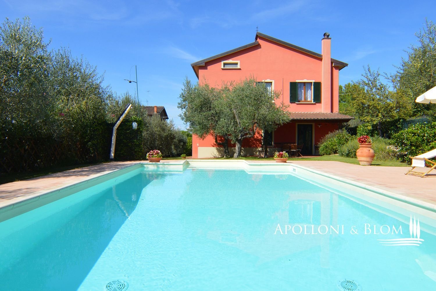 10 rooms Villa in Castiglione del Lago, Italy No. 57848