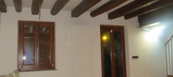 Apartamento de 6 habitaciónes en Udine, Italy No. 94891 6