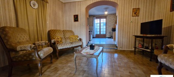 4 bedrooms House in Chateaudun, France No. 51173 2