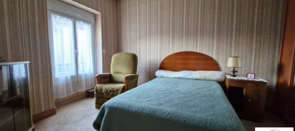 4 bedrooms House in Chateaudun, France No. 51173 4