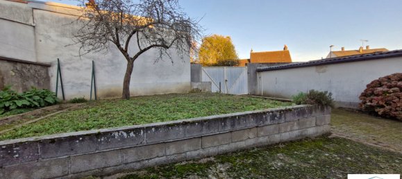 4 bedrooms House in Chateaudun, France No. 51173 10