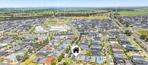 4 bedrooms House in Werribee, Australia No. 33 26