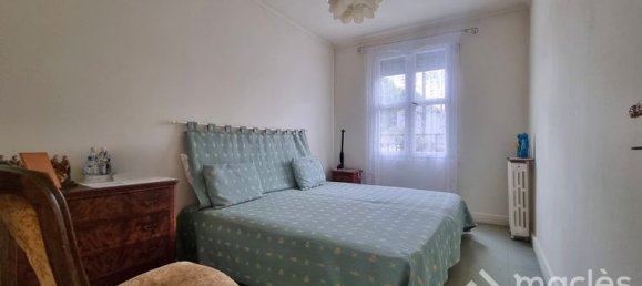 Casa de 2 dormitorios en Aubervilliers, France No. 314354 4