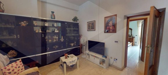 2-salle Appartement à Pomigliano d'Arco, Italy No. 24634 7