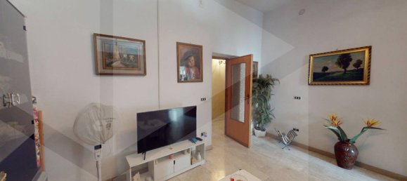 2-salle Appartement à Pomigliano d'Arco, Italy No. 24634 6