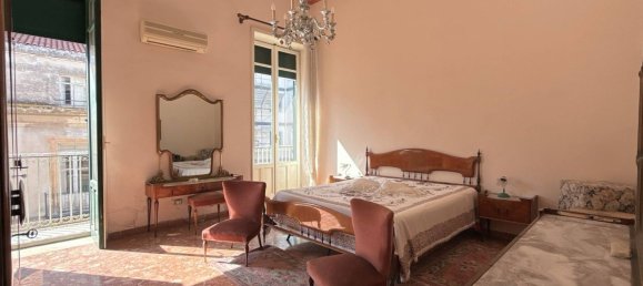 4-salle Appartement à Syracuse, Italy No. 249489 8