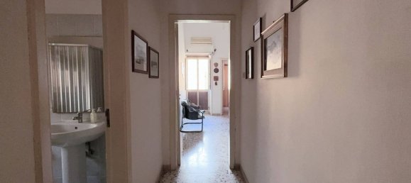 4-salle Appartement à Syracuse, Italy No. 249489 10