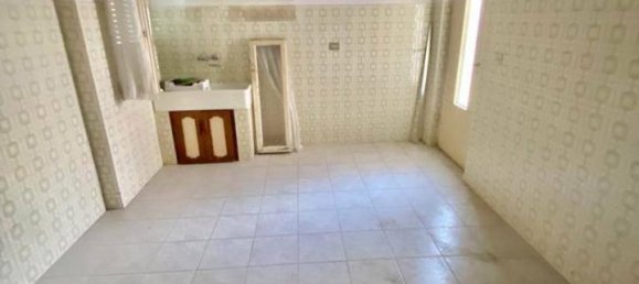 8 rooms House in Urbino, Italy No. 158129 6