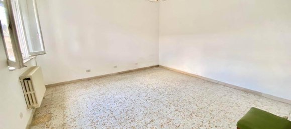 8 rooms House in Urbino, Italy No. 158129 7