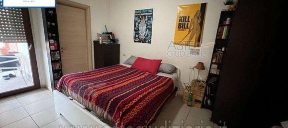 2 rooms Apartment in Rome, Italy No. 28107 6