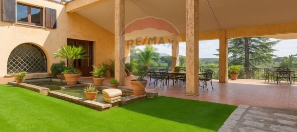 5 bedrooms Villa in Rome, Italy No. 358223 3