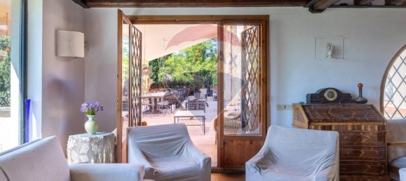 5 bedrooms Villa in Rome, Italy No. 358223 8