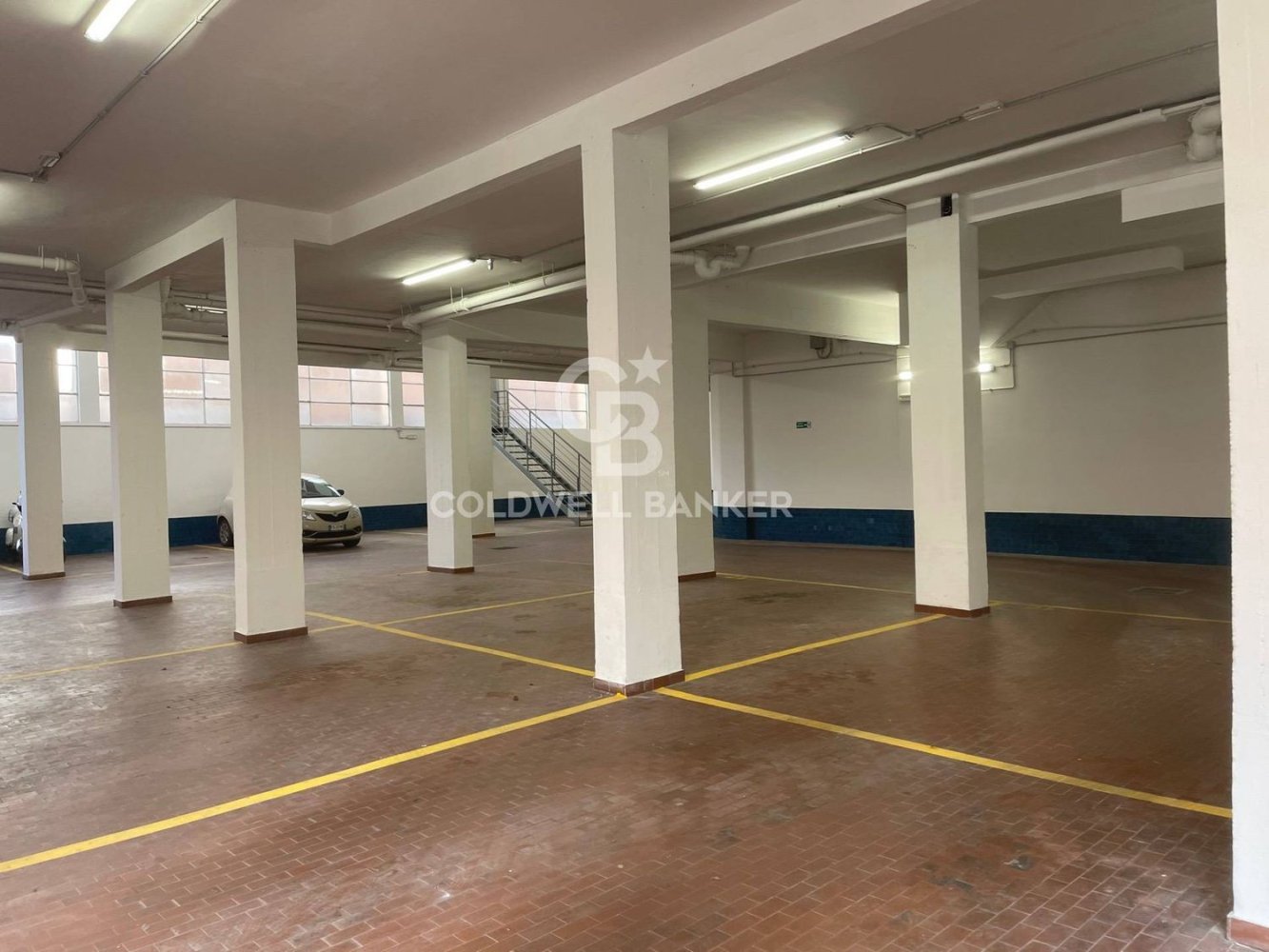 10m² Garage in Rome, Italy No. 305487