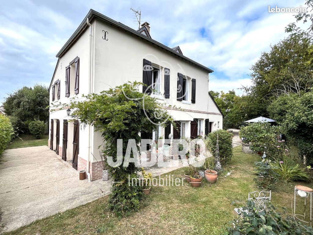 5 chambres Maison à Franqueville-Saint-Pierre, France No. 360640