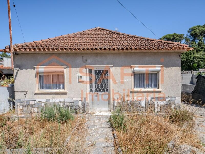 3 bedrooms Villa in Maceira, Portugal No. 230506