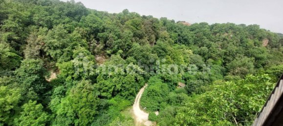 3 bedrooms Apartment in Barbarano Romano, Italy No. 141418 17