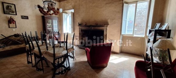 3 bedrooms Apartment in Barbarano Romano, Italy No. 141418 5