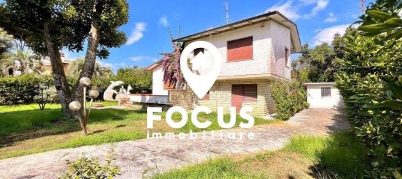 5 bedrooms Villa in Pietrasanta, Italy No. 113765 5