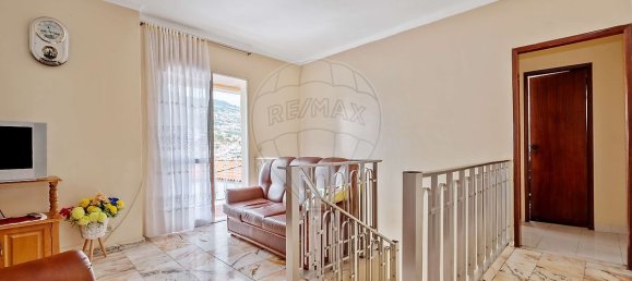 4 bedrooms House in Funchal, Portugal No. 184489 7