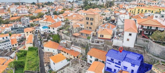 4 bedrooms House in Funchal, Portugal No. 184489 16