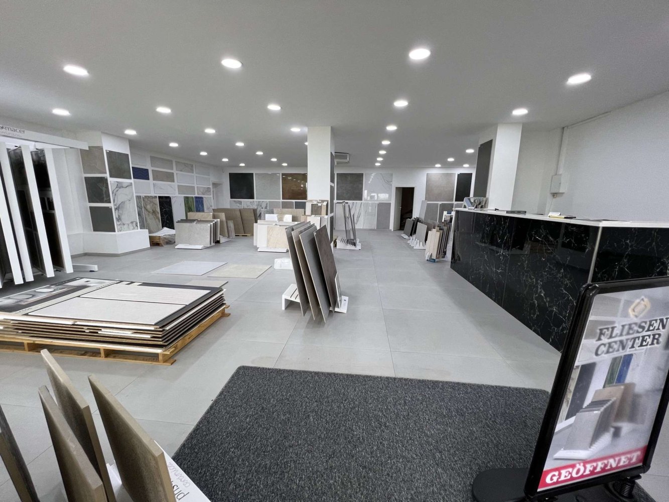 Propriété commerciale à Neumunster, Germany 392m² No. 35685