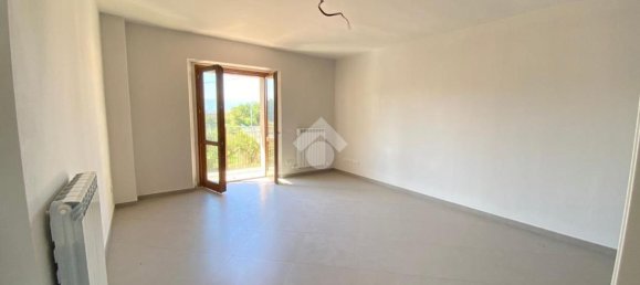 4-Zimmer Wohnung in Bastia Umbra, Italy, Nr. 1874 6