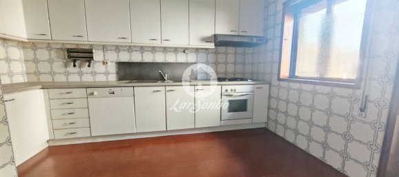 3 bedrooms Apartment in Arvore, Portugal No. 49740 4