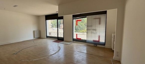 Oficina en Brescia, Italy 131 m² No. 202394 10