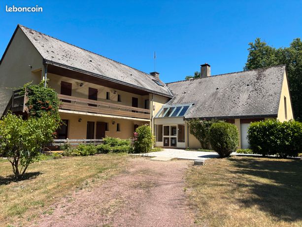 13-Zimmer Haus in Rille, France, Nr. 310789