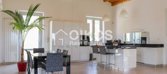 3 Schlafzimmer Villa in Noto, Italy, Nr. 63507 6