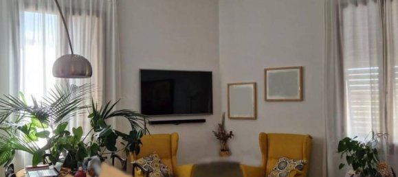 Apartamento de 3 habitaciónes en Florence, Italy No. 155500 2