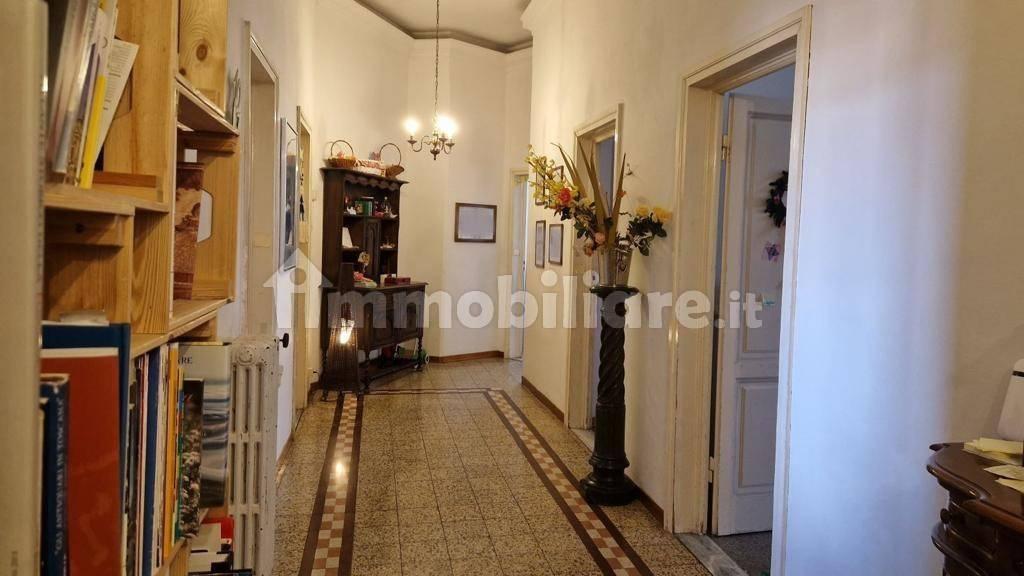 Apartamento de 3 habitaciónes en Florence, Italy No. 155500