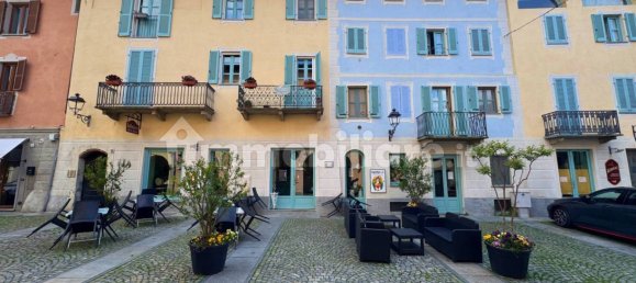 5 rooms Commercial property in Gassino Torinese, Italy No. 276434 3