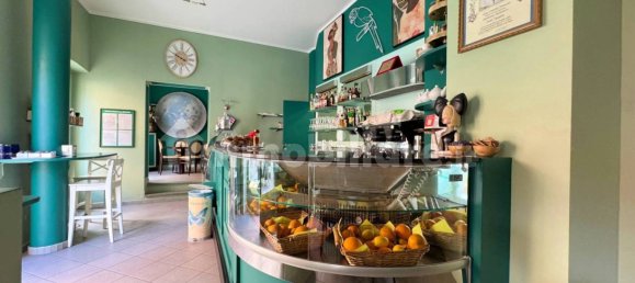 5 rooms Commercial property in Gassino Torinese, Italy No. 276434 11