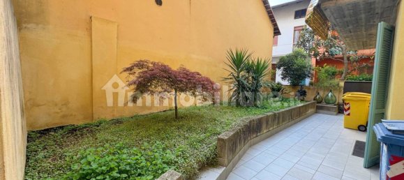 5 rooms Commercial property in Gassino Torinese, Italy No. 276434 32