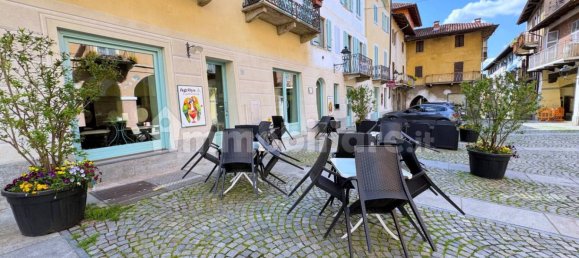 5 rooms Commercial property in Gassino Torinese, Italy No. 276434 4