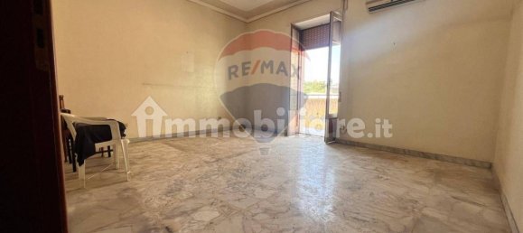 Квартира с 2 спальнями в Лентини, Италия № 352788 4