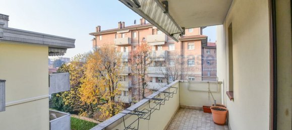 Apartamento de 3 habitaciónes en Seregno, Italy No. 231308 21