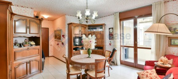 Apartamento de 3 habitaciónes en Seregno, Italy No. 231308 4