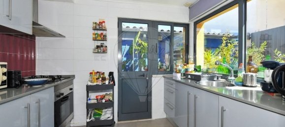 3 Schlafzimmer Haus in Almada, Portugal, Nr. 304724 12